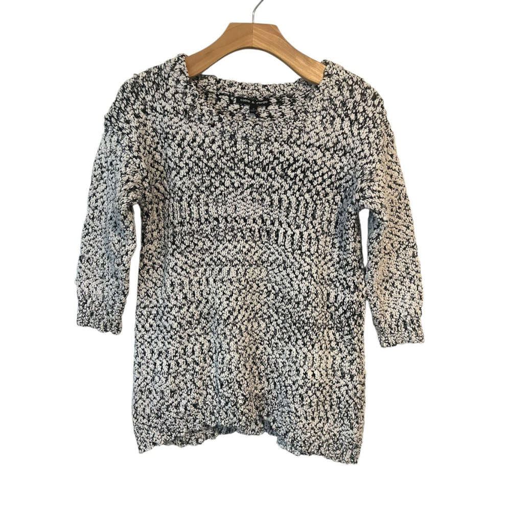 Cable & Gauge Sweater Womens Small White Black Chunky Knit